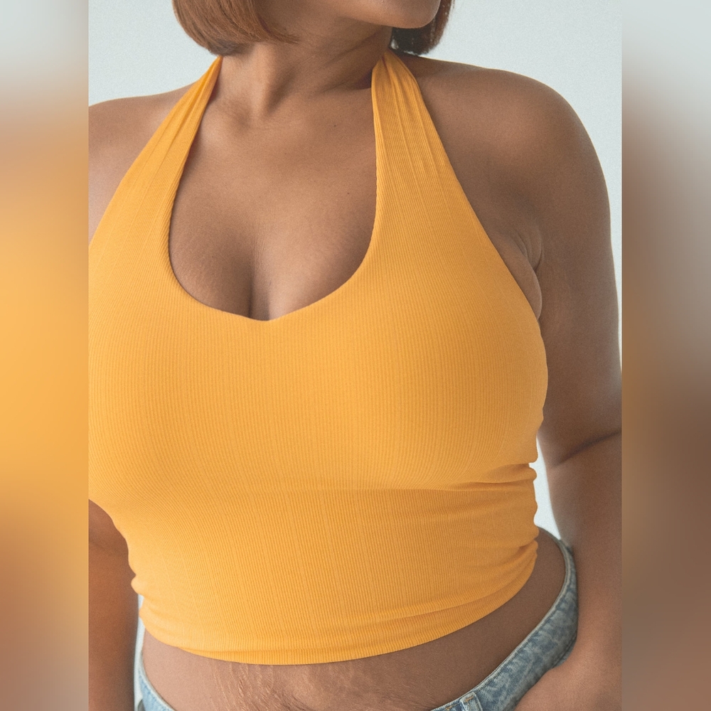 Klassy Network Ribbed Halter Brami (cropped)